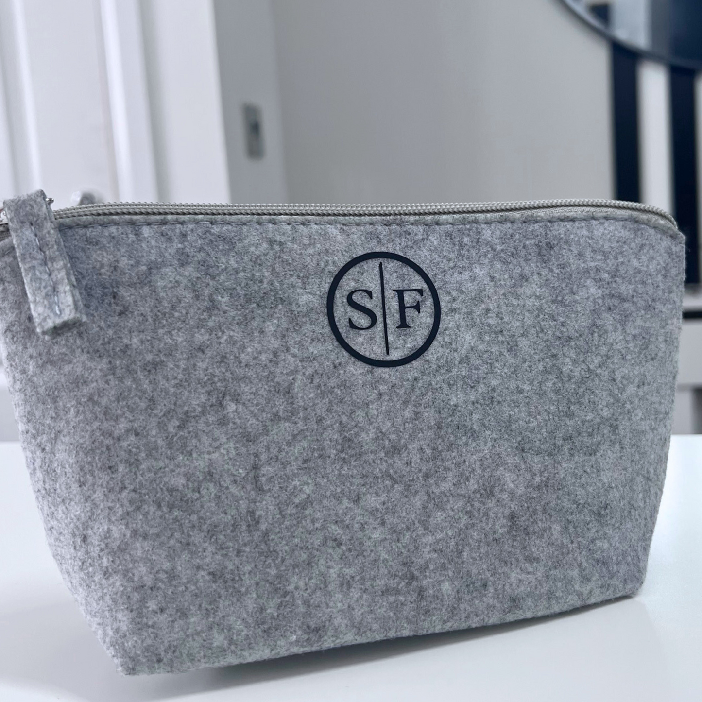 LIGHT GREY INITIAL FELT ACCESSORY BAG