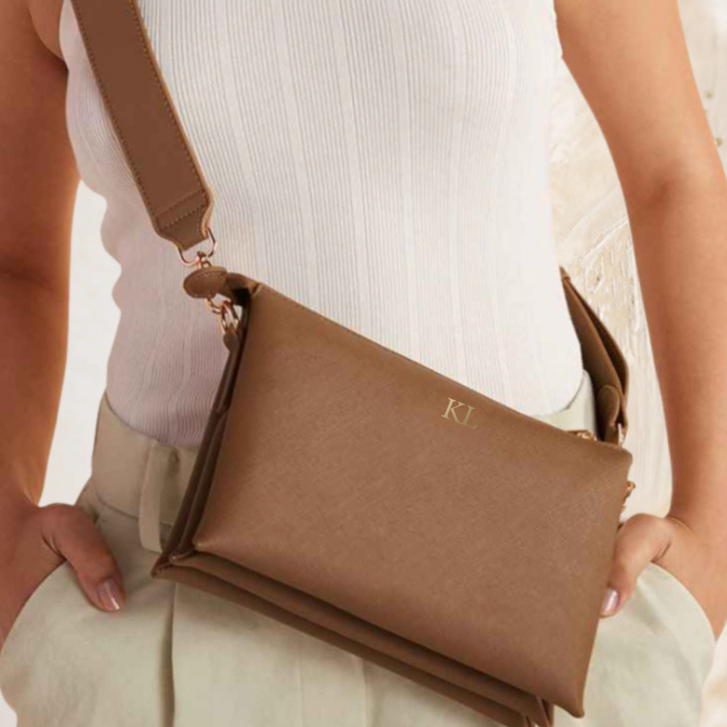 LUXURY INITIAL SOFT CROSS BODY BAG IN TAN