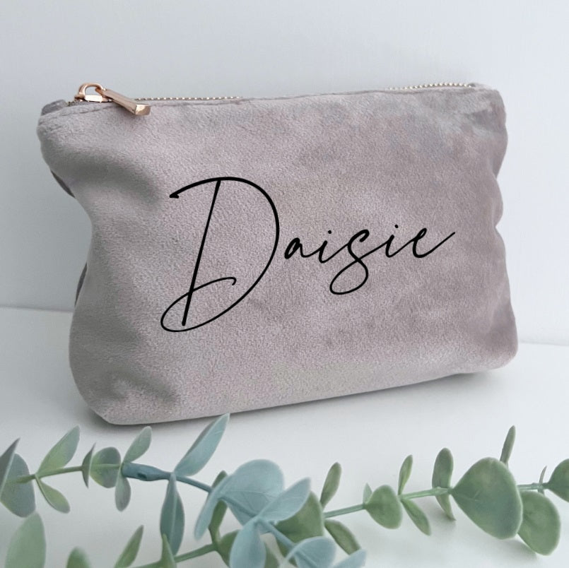 LUXURY VELVET MAKE UP BAG